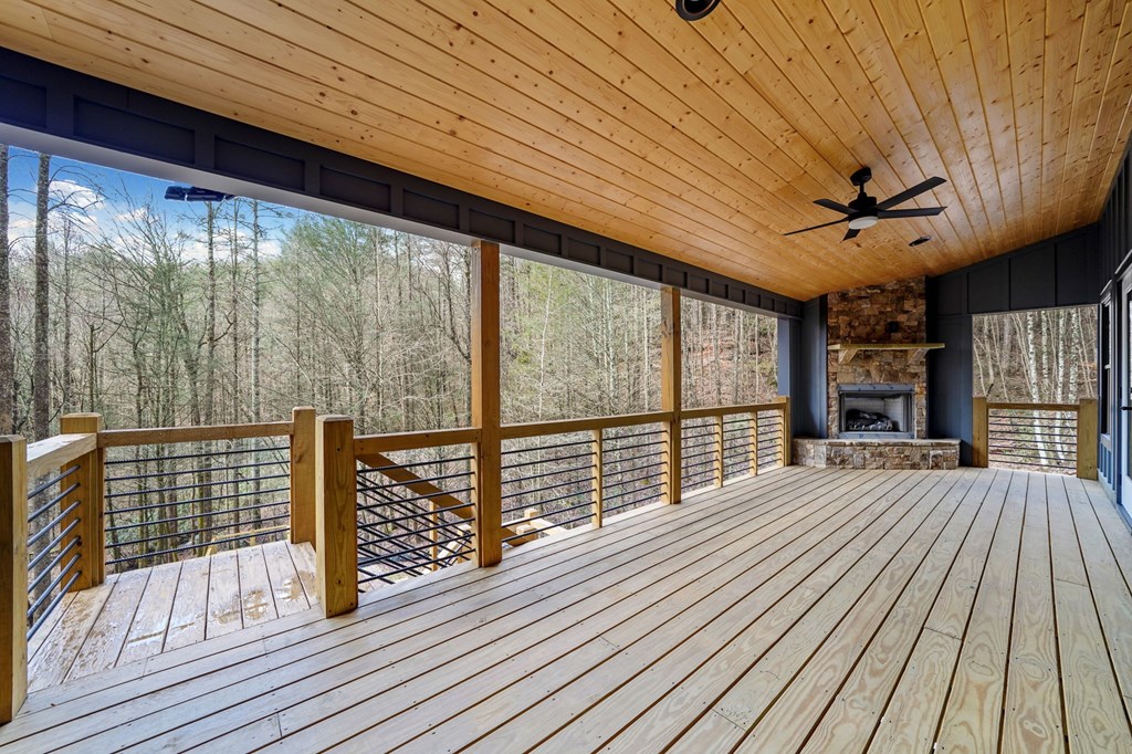 641 Bryant Farm Lane