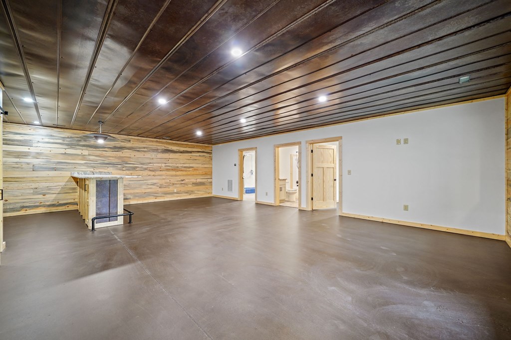 641 Bryant Farm Lane