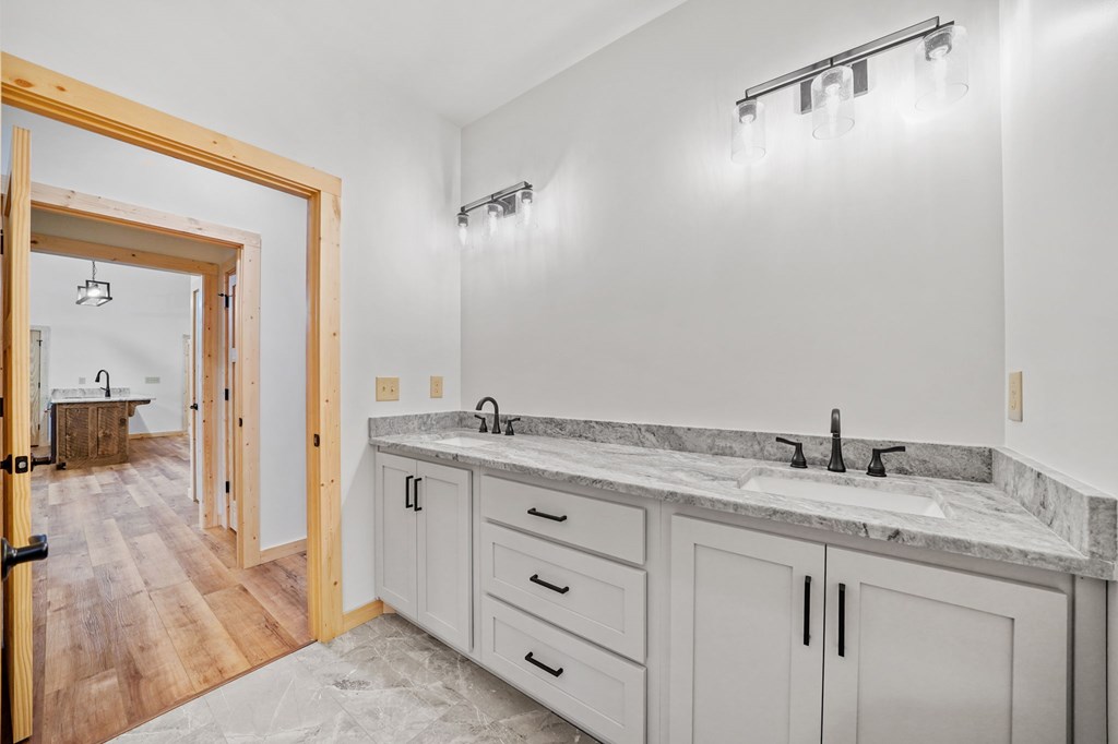 641 Bryant Farm Lane