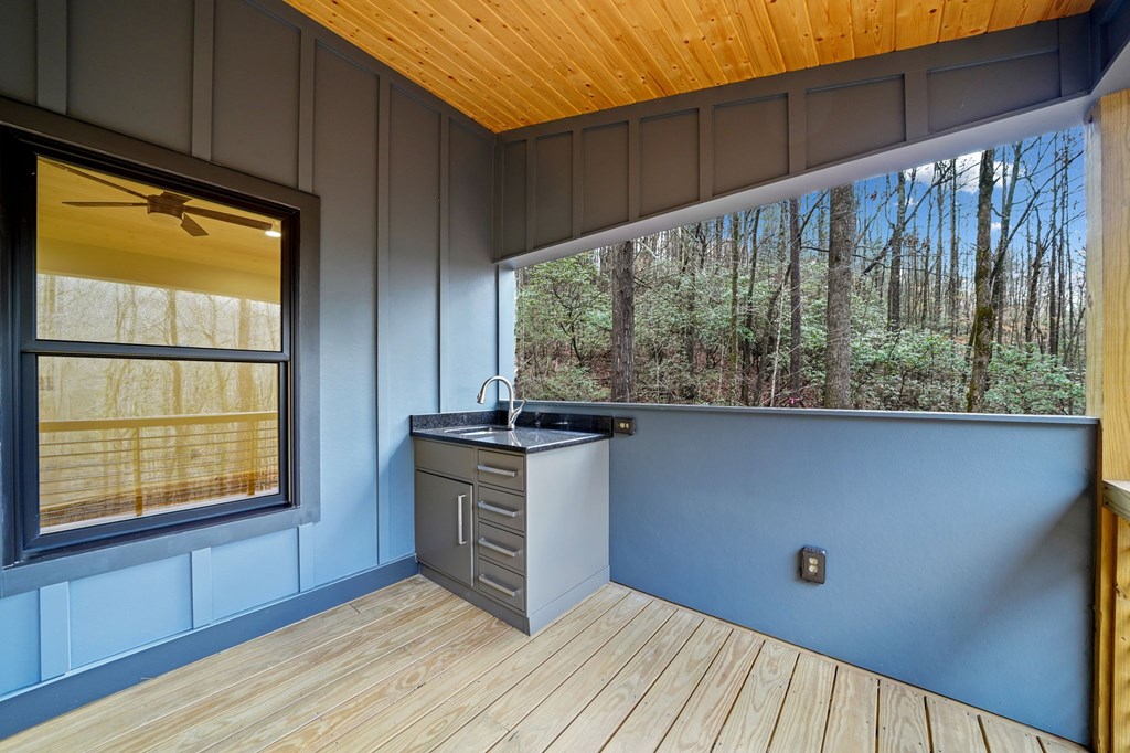 641 Bryant Farm Lane