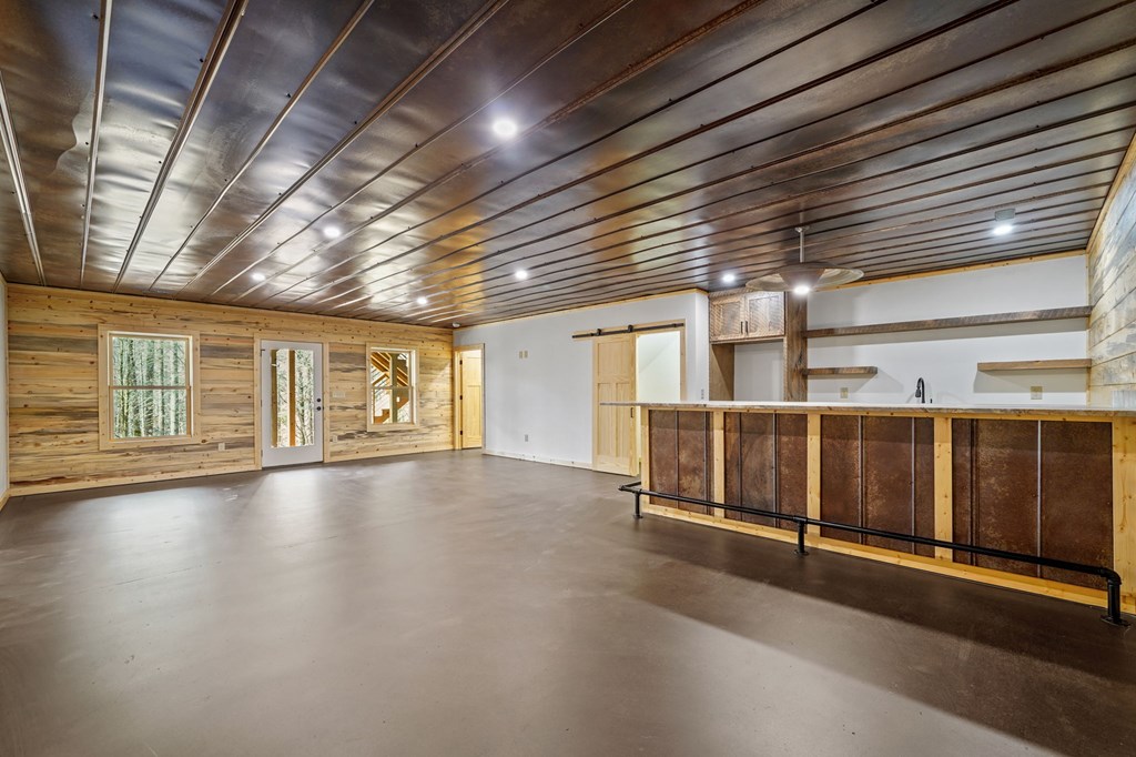 641 Bryant Farm Lane