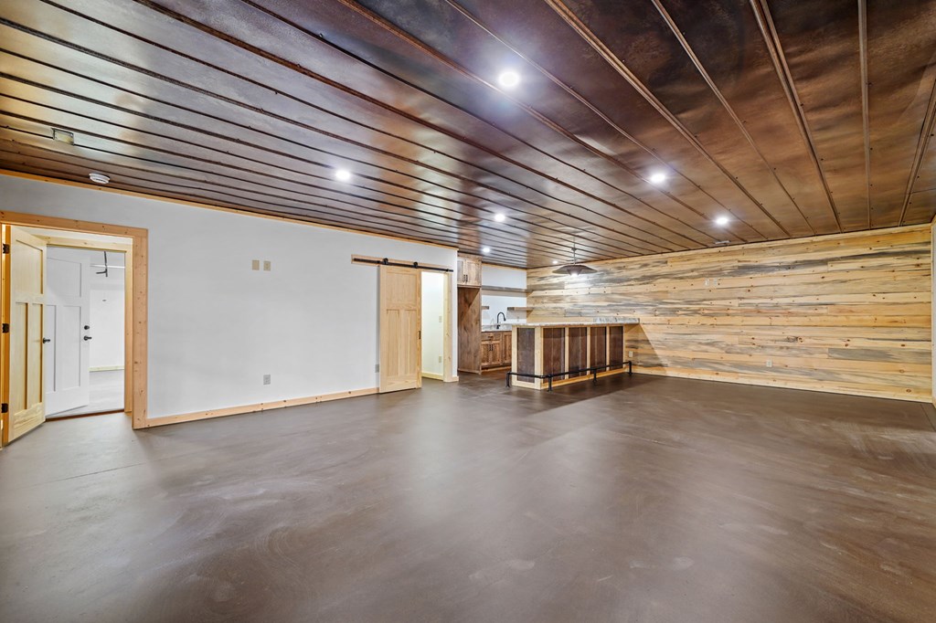 641 Bryant Farm Lane