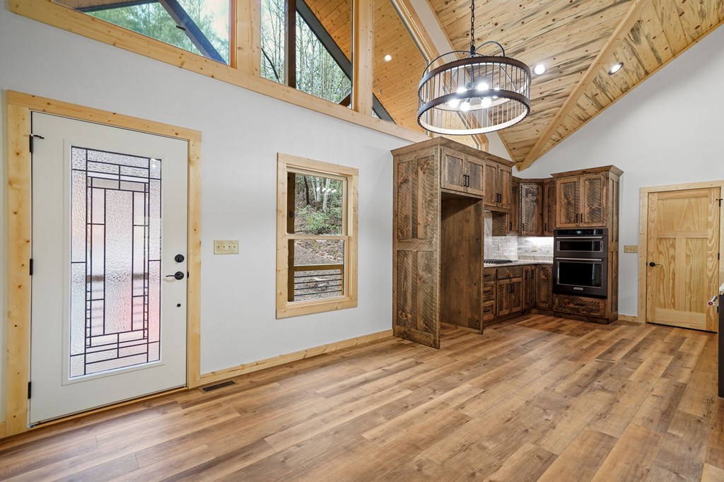 641 Bryant Farm Lane