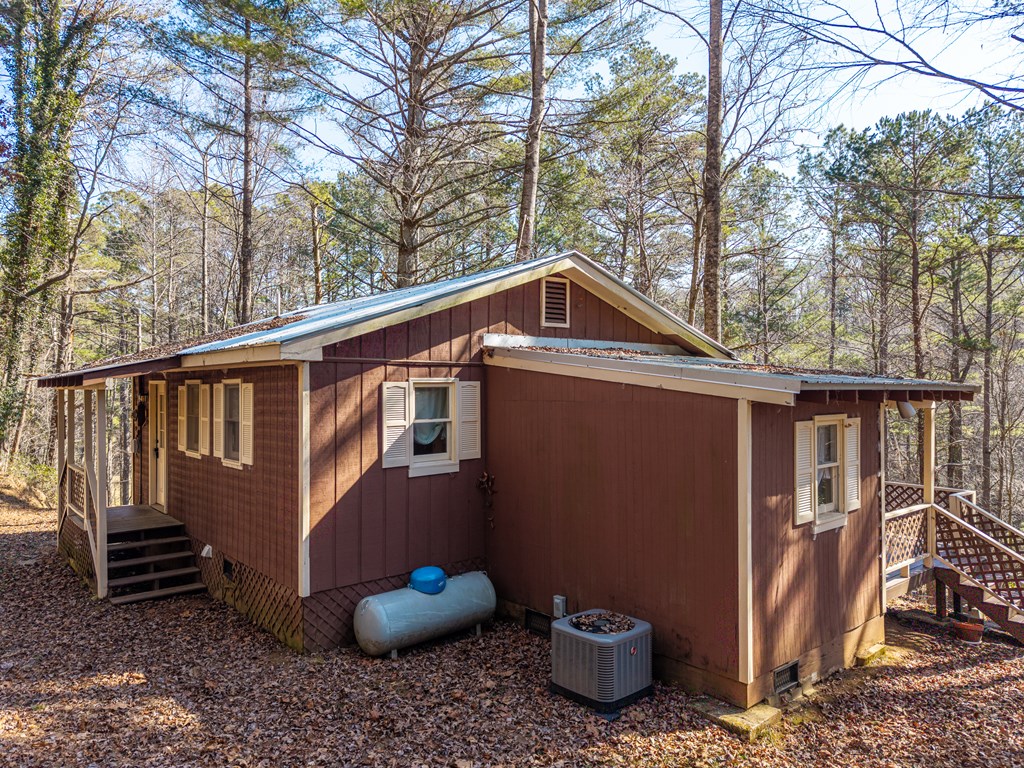 3185 Old Flat Branch Road