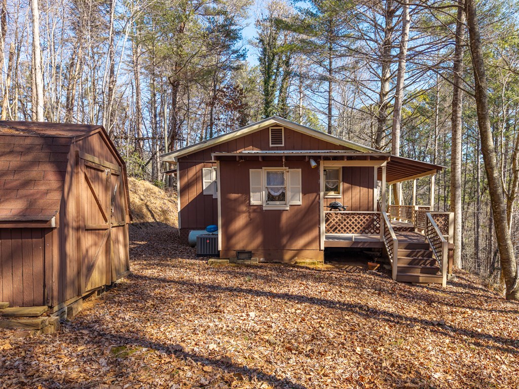 3185 Old Flat Branch Road