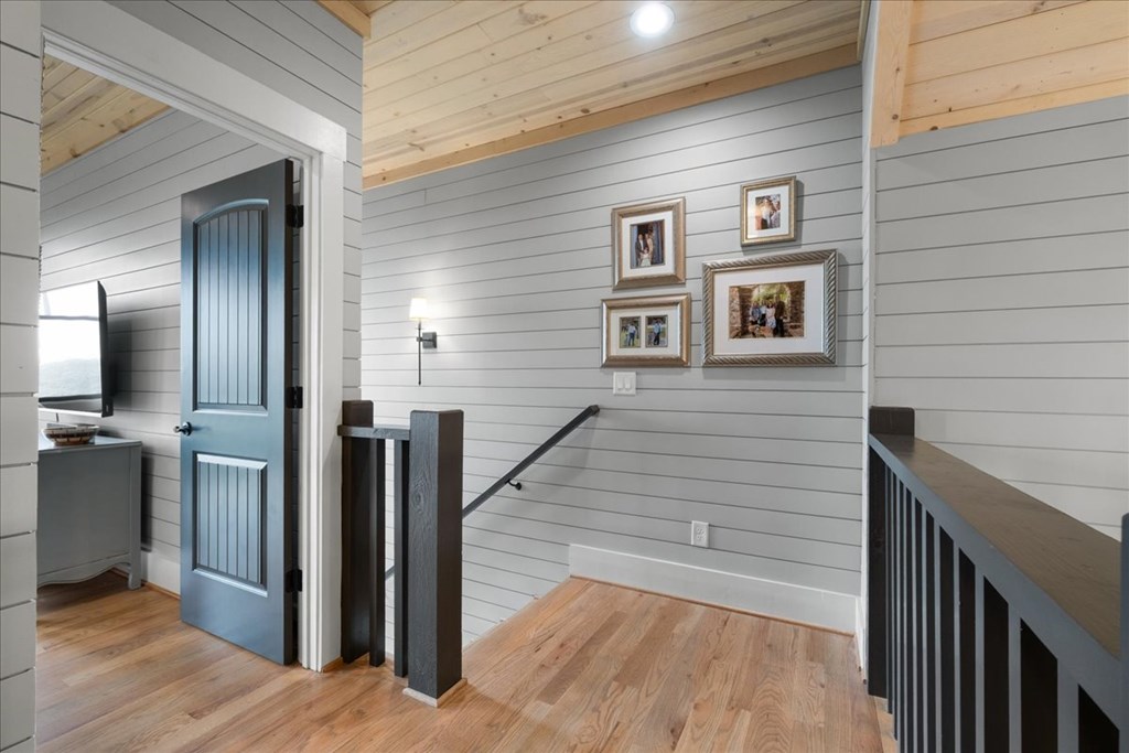 207 Utana Bluffs Trail