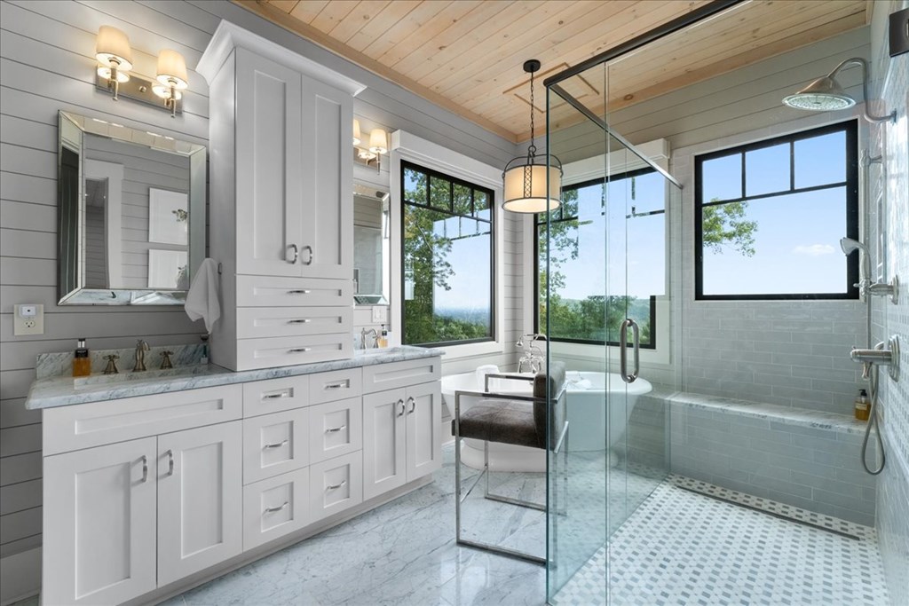 207 Utana Bluffs Trail