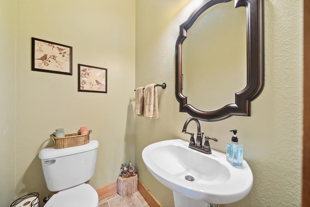 1172 Settlers Ridge Road