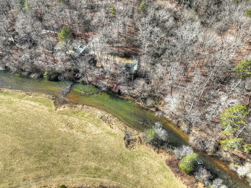 116 Davis Lane