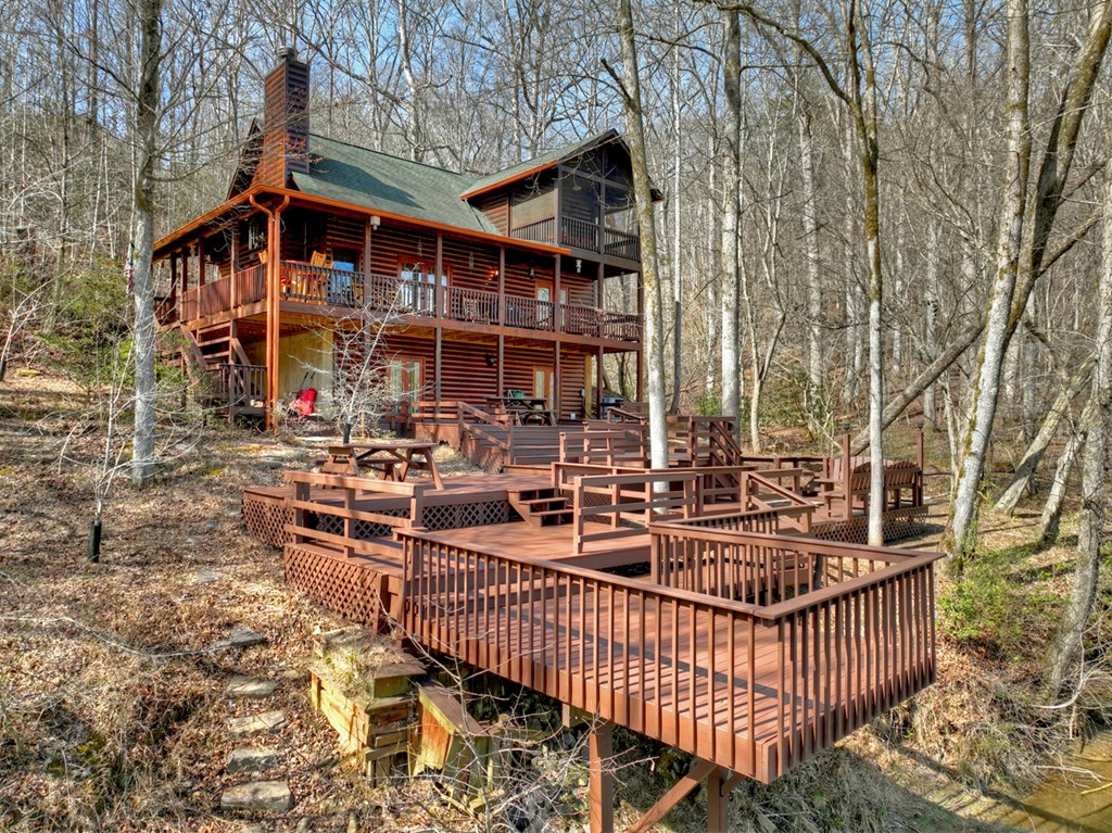 116 Davis Lane