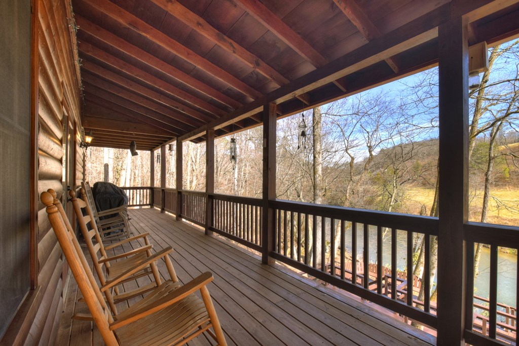 116 Davis Lane