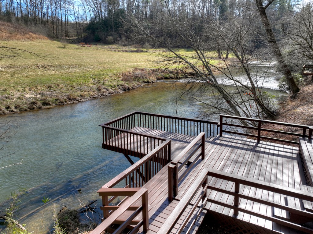 116 Davis Lane
