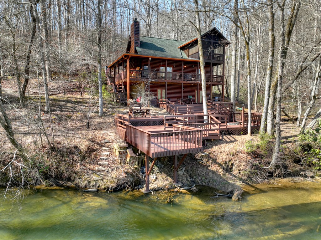 116 Davis Lane