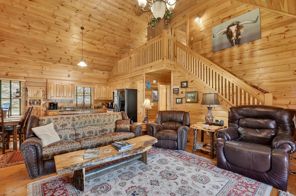 116 Davis Lane