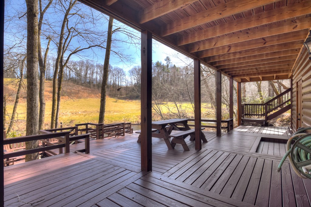 116 Davis Lane