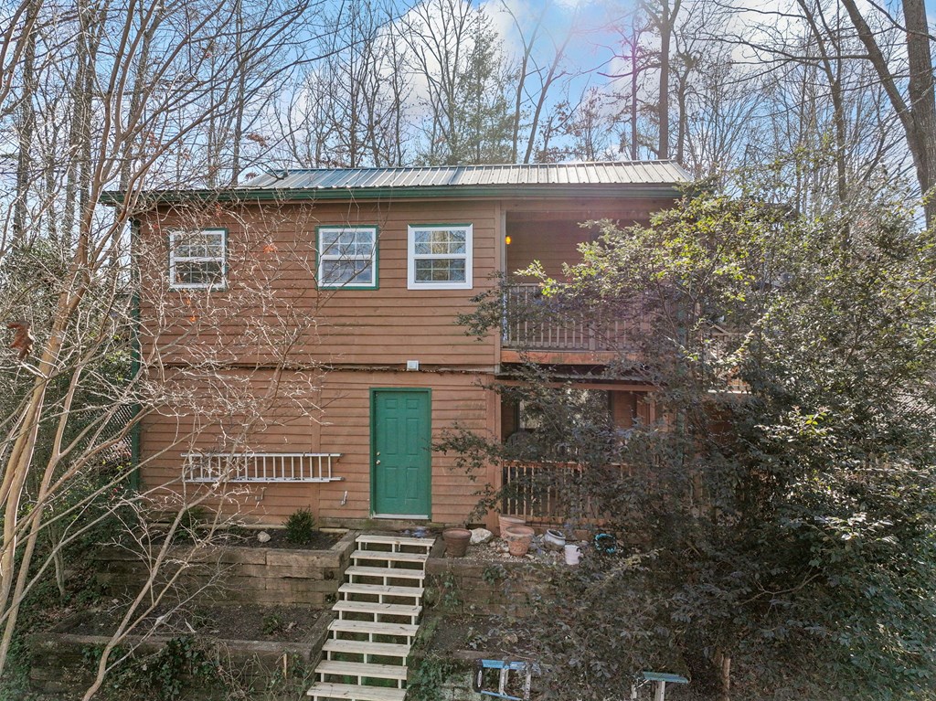 421 Cherokee Court