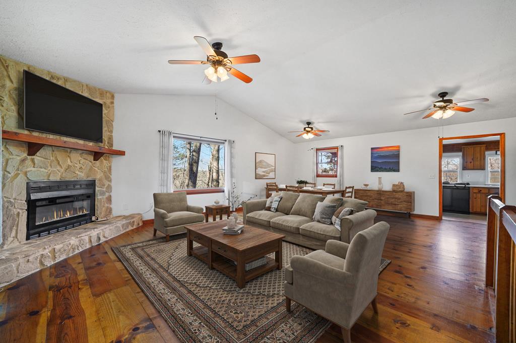 421 Cherokee Court