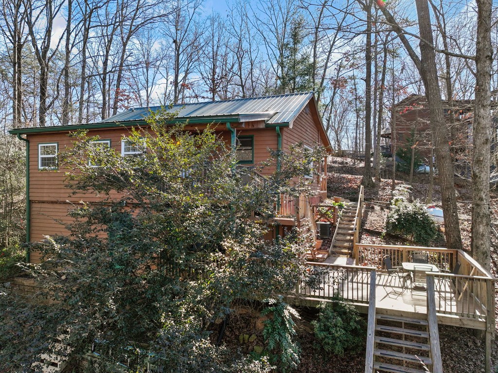 421 Cherokee Court