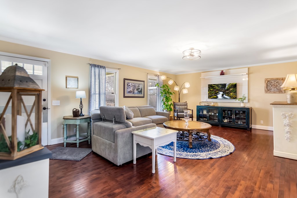 581 Roberts Ridge Road