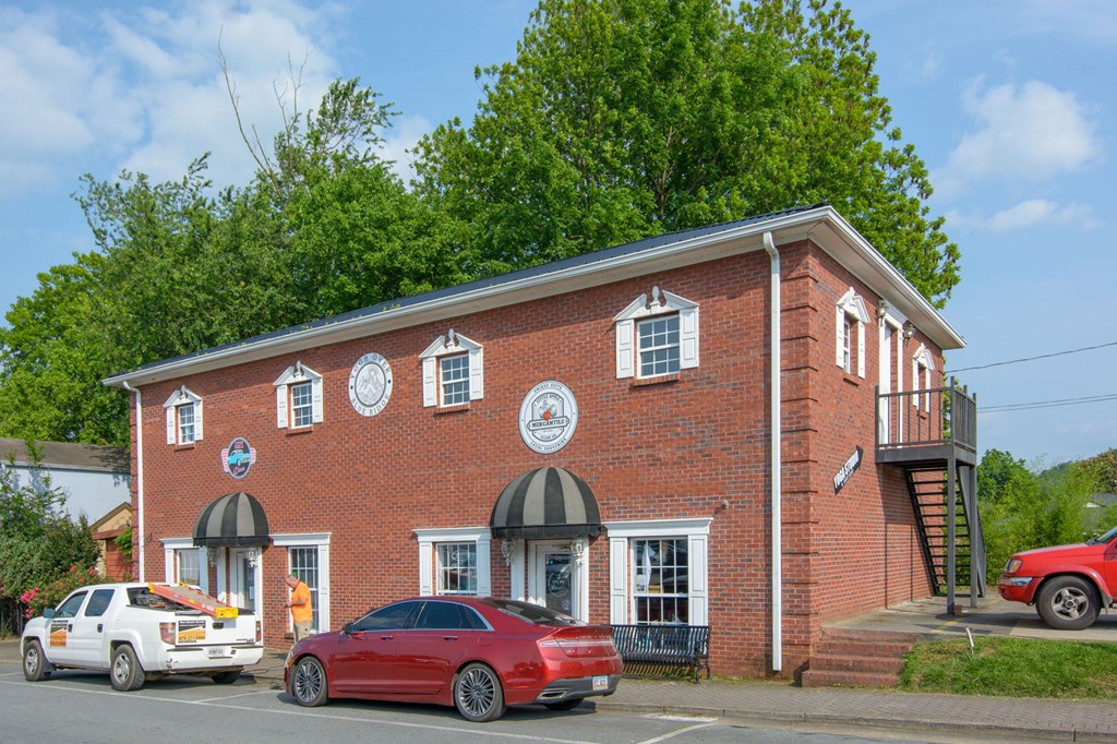 1564 Big Ben Road