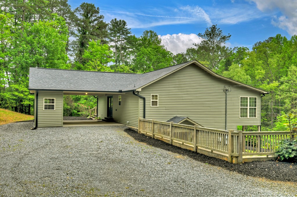 293 James Drive