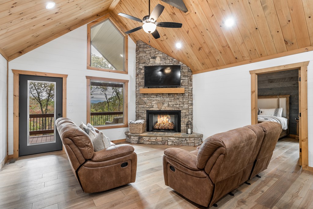 241 Wolf Creek Mountain Road