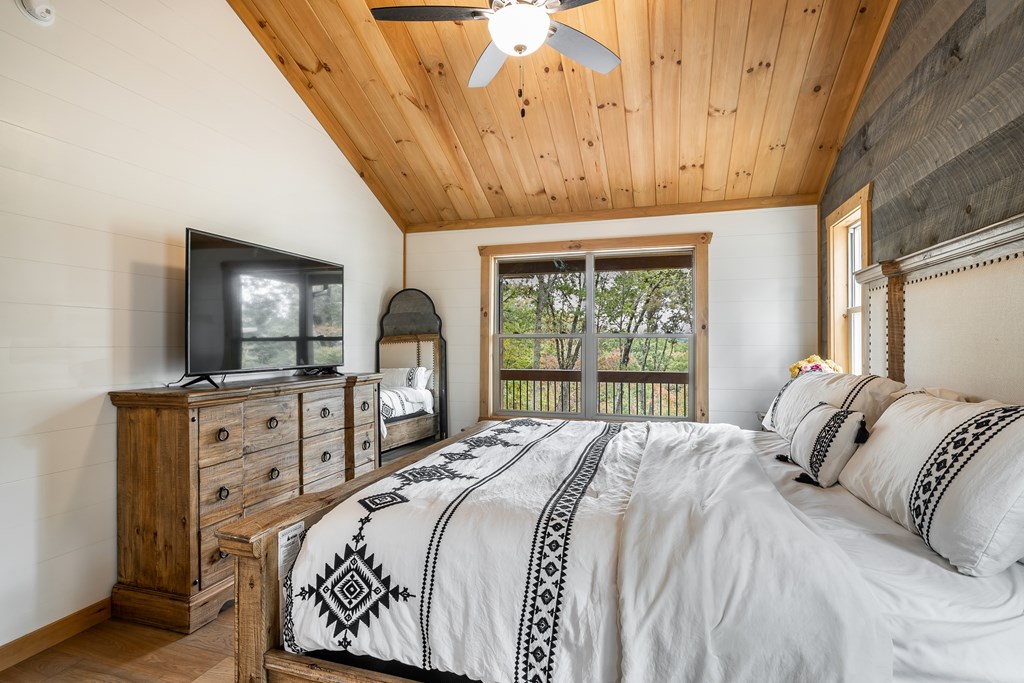 241 Wolf Creek Mountain Road