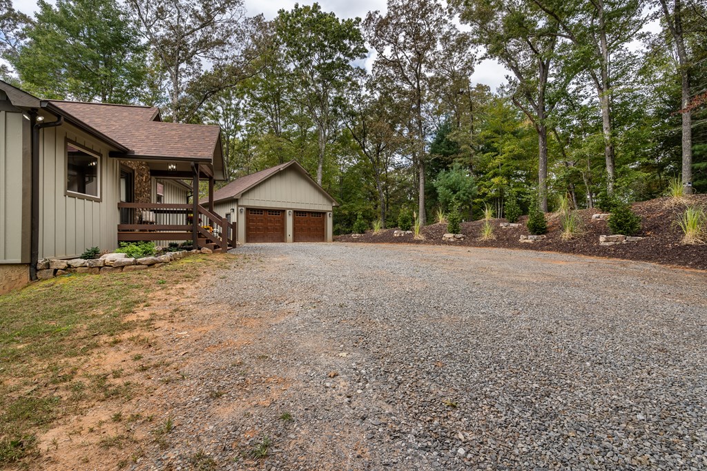 241 Wolf Creek Mountain Road