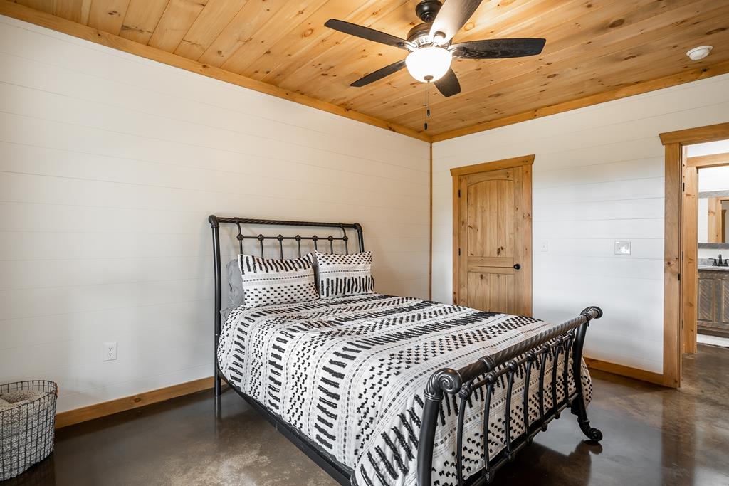 241 Wolf Creek Mountain Road