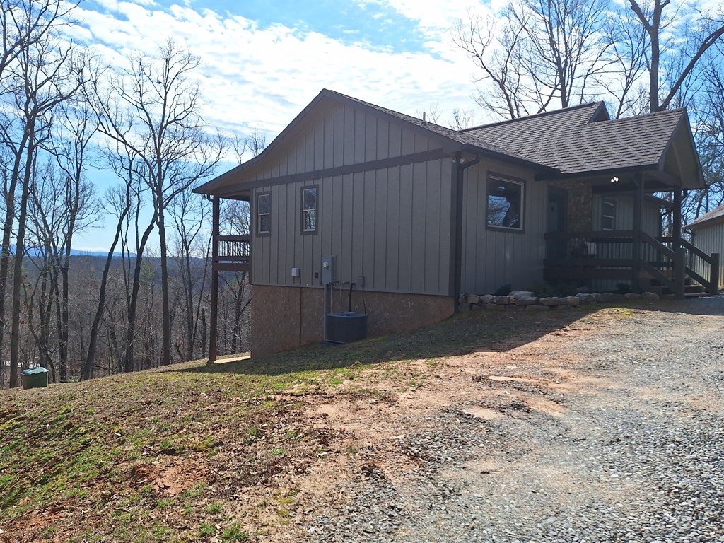 241 Wolf Creek Mountain Road