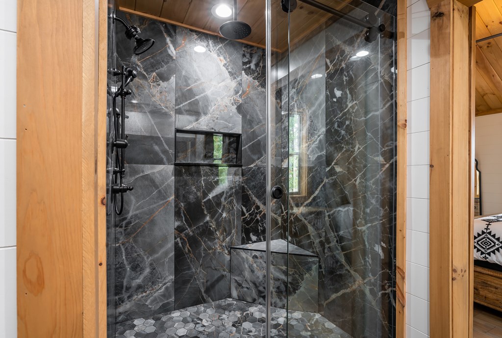 241 Wolf Creek Mountain Road