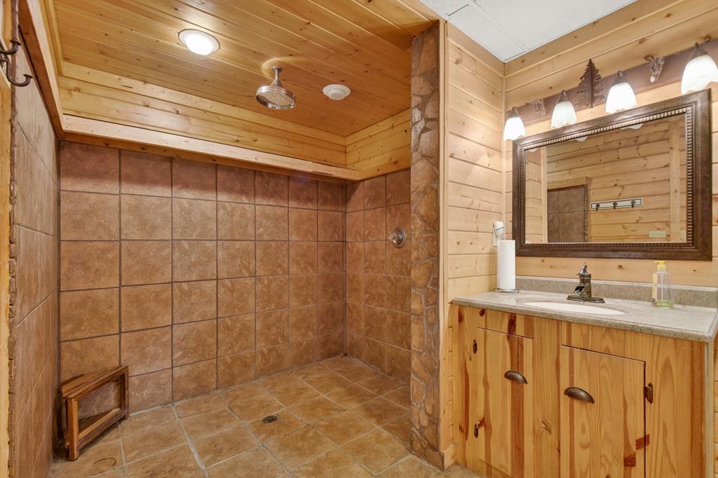 144 Emerald Cove Drive