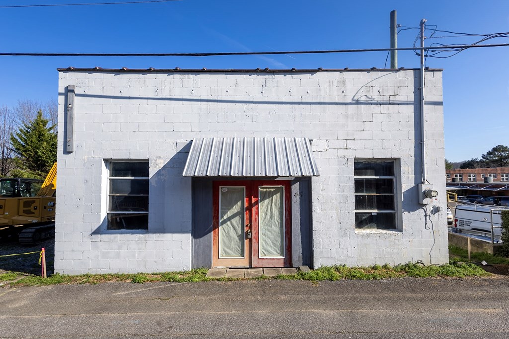 44 N Church Street