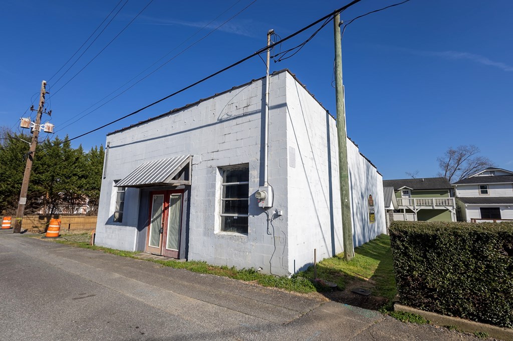 44 N Church Street