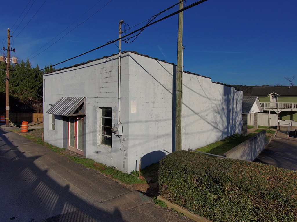 44 N Church Street