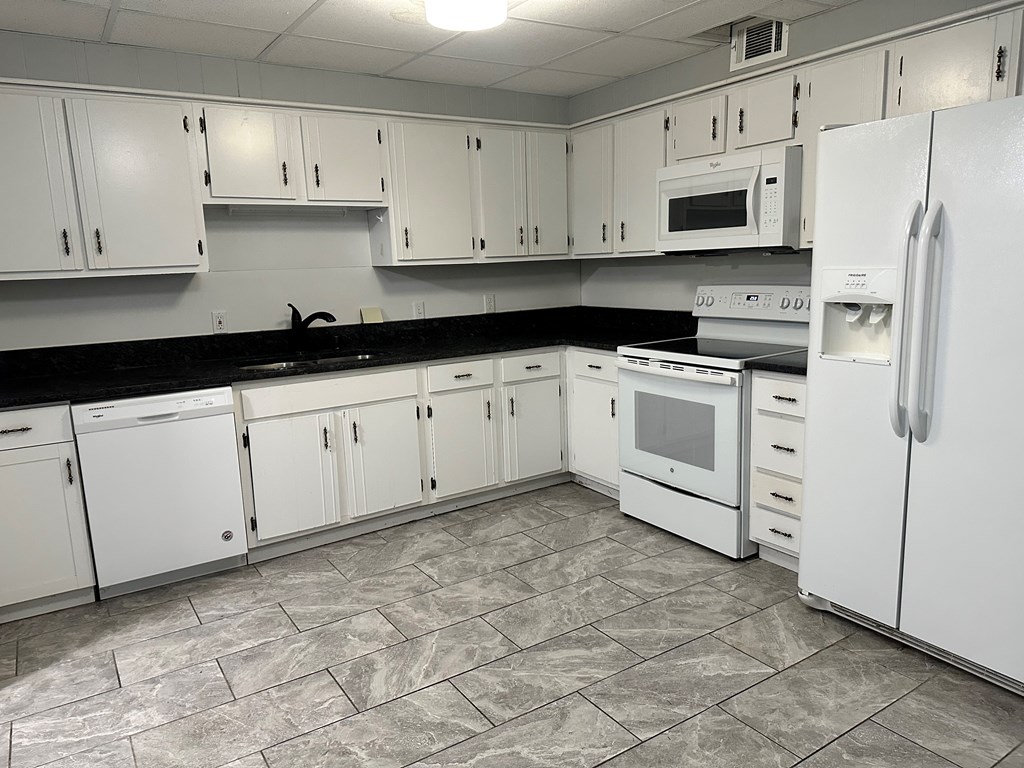 236 Logan Circle