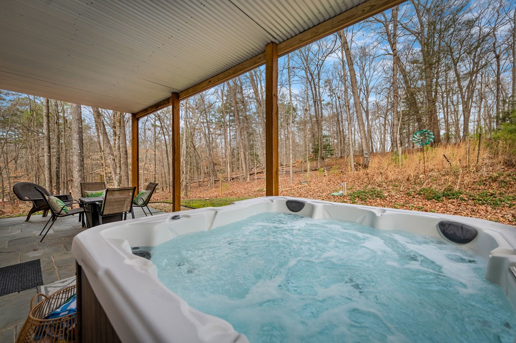 156 Ridgecrest Court