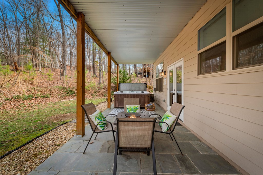 156 Ridgecrest Court