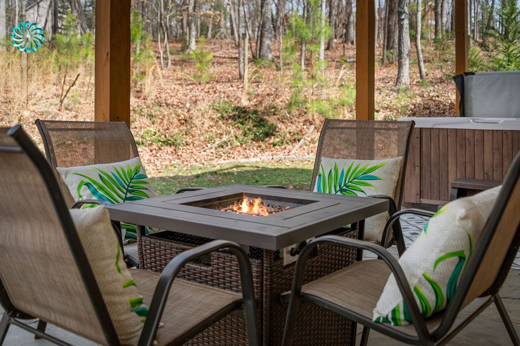 156 Ridgecrest Court