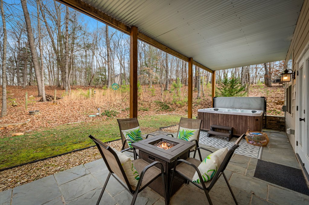 156 Ridgecrest Court