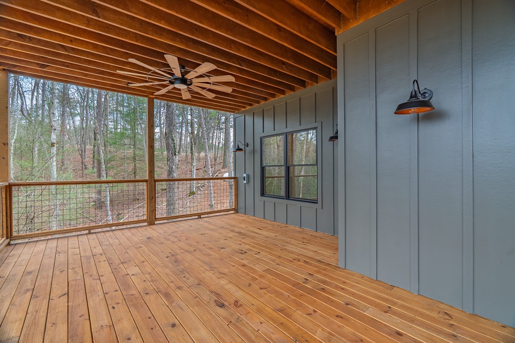 121 Indian Lane