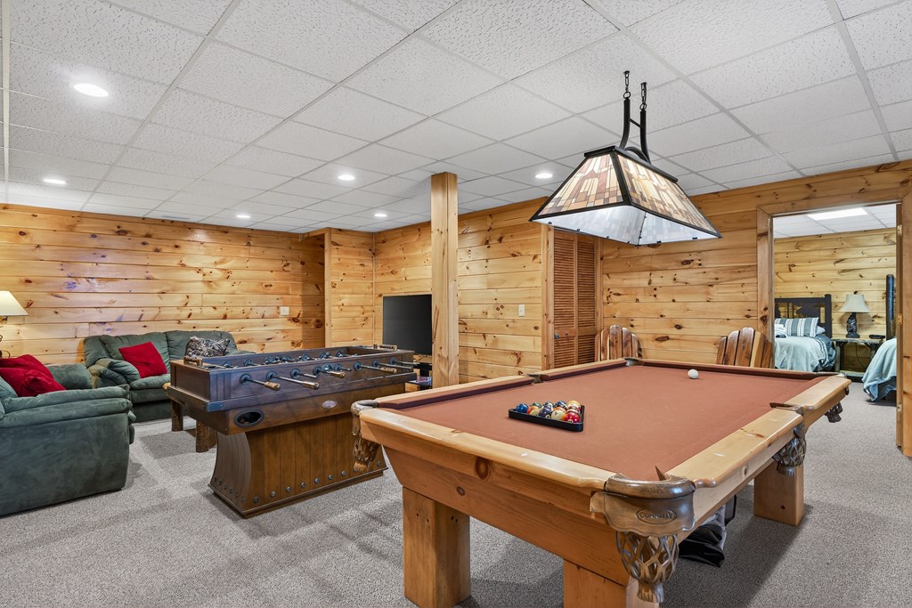 225 Eagles Nest Lane