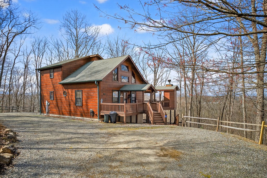 225 Eagles Nest Lane