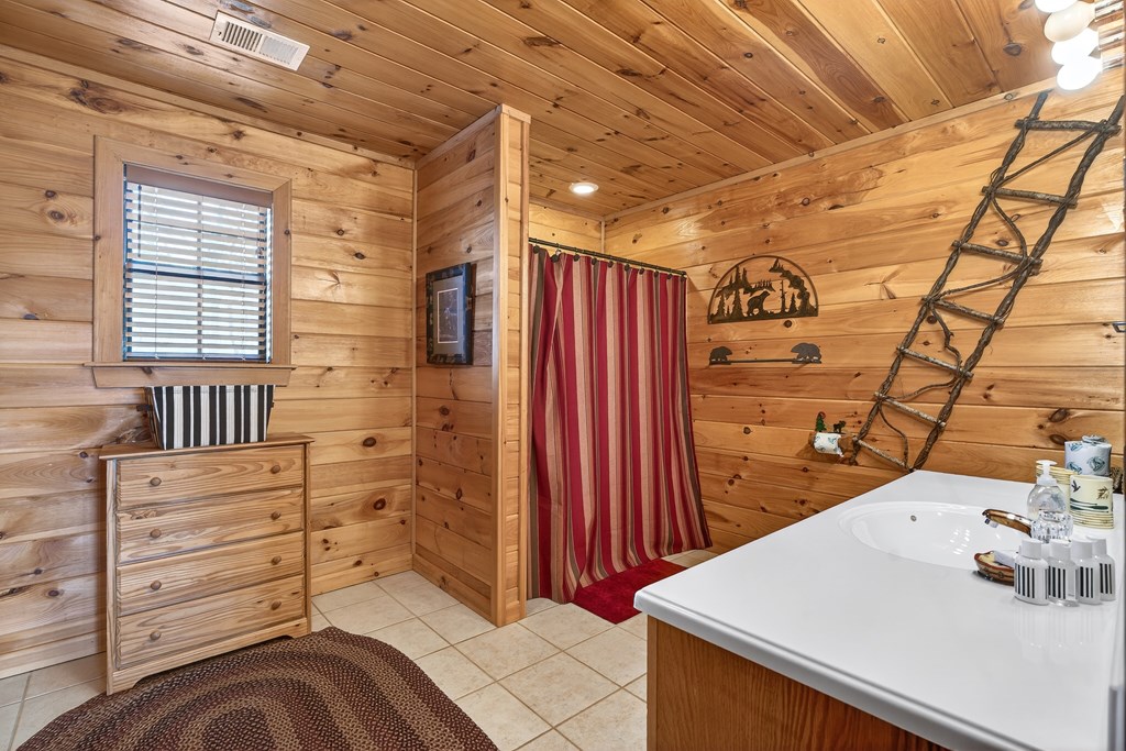 225 Eagles Nest Lane