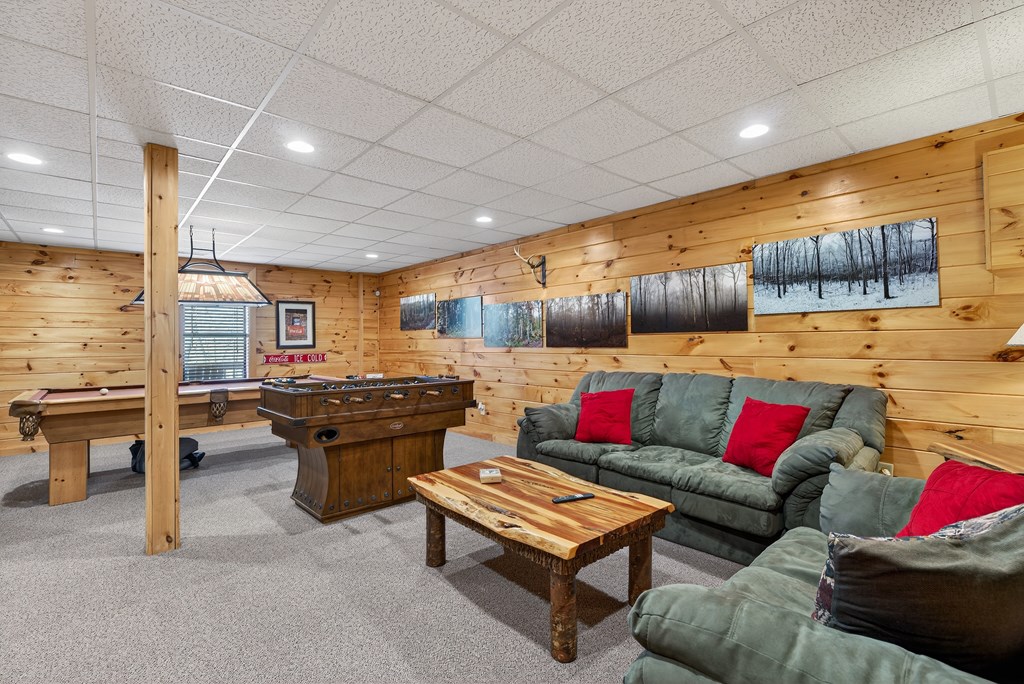 225 Eagles Nest Lane