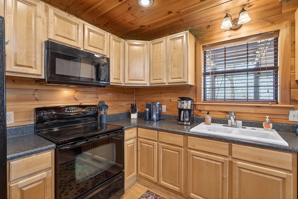 225 Eagles Nest Lane