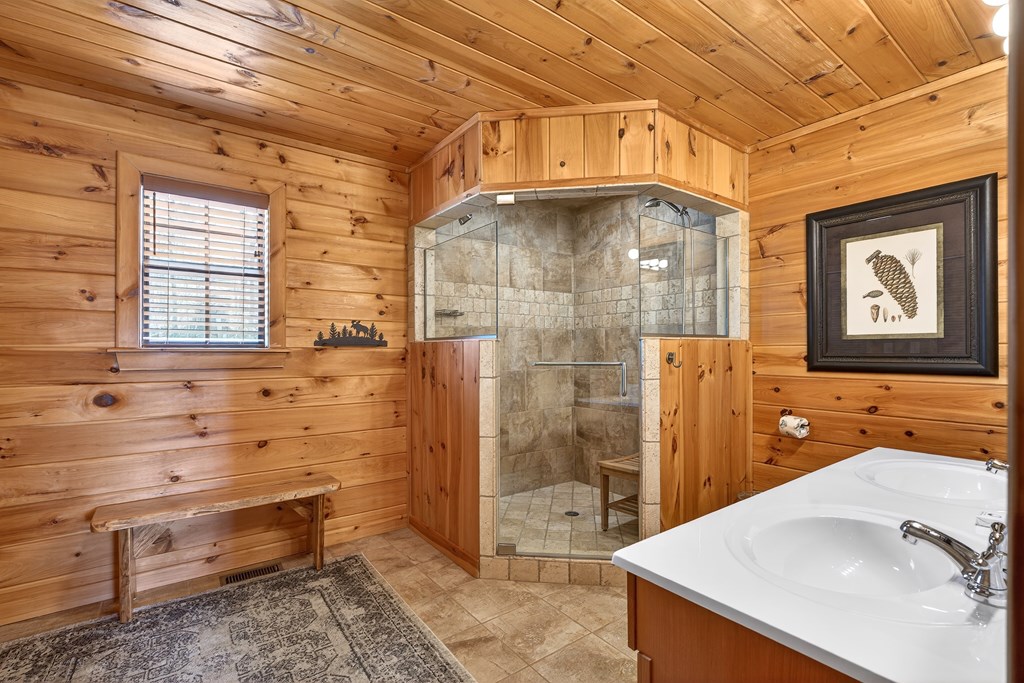 225 Eagles Nest Lane