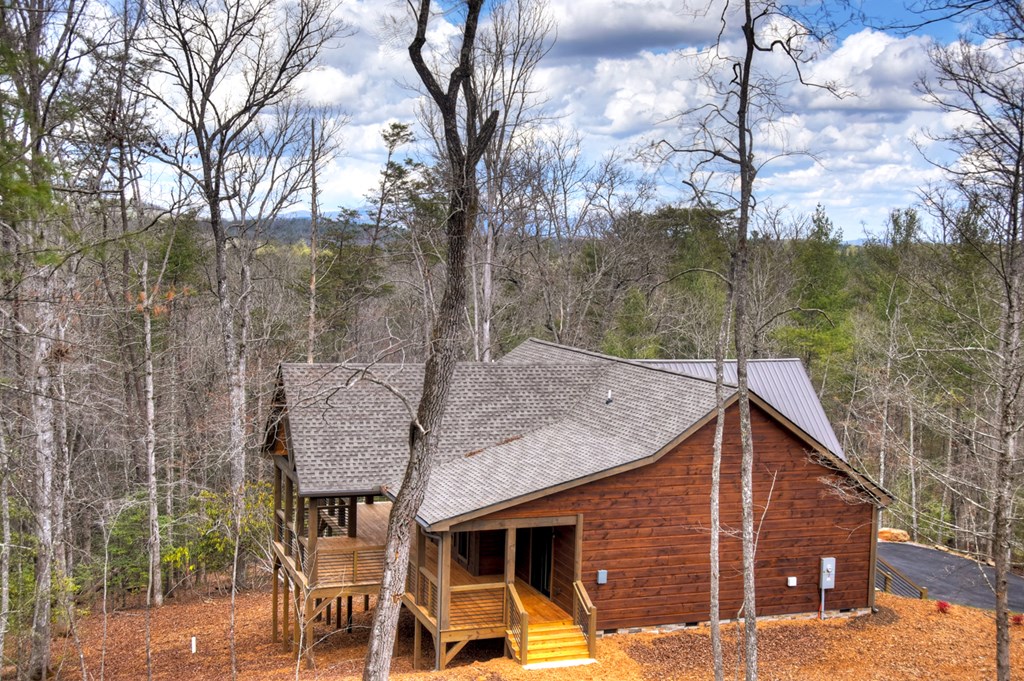 223 Bent Wood Lane
