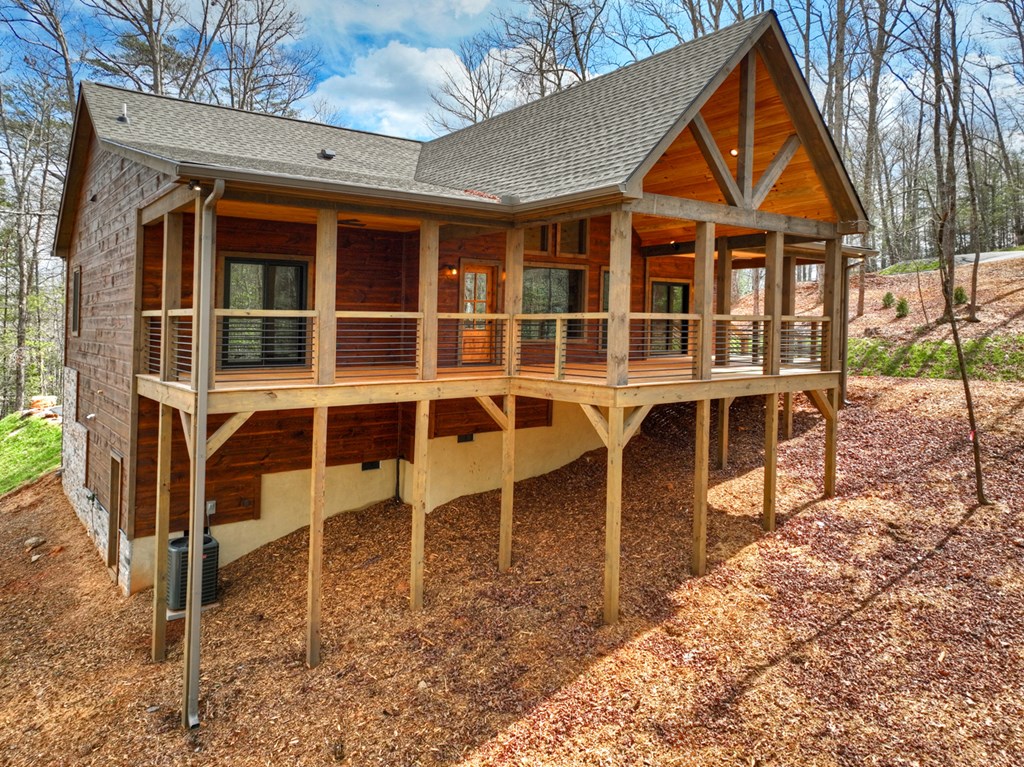 223 Bent Wood Lane