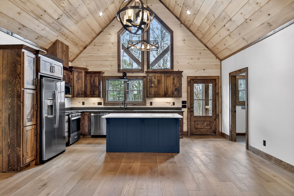 223 Bent Wood Lane
